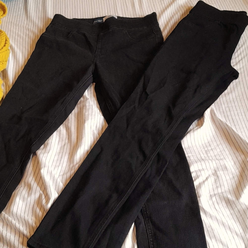 Old Navy Rockstar Super Skinny Jeggings with an adjustable waist.